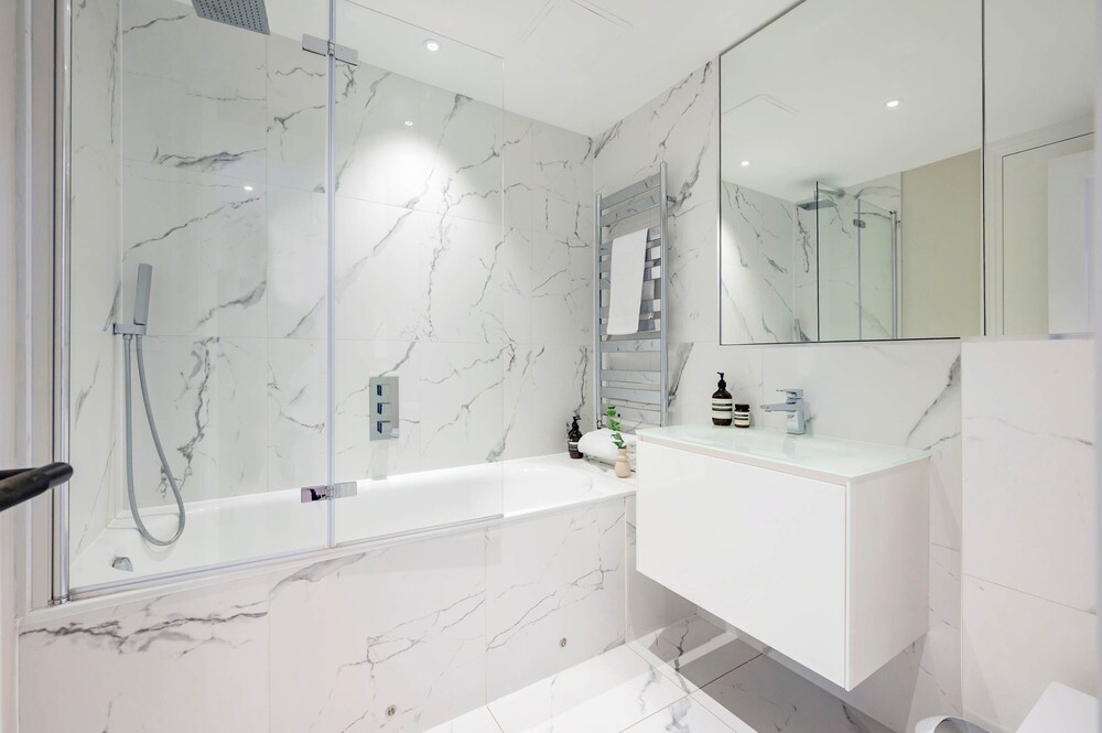 Regents Park Penthouse