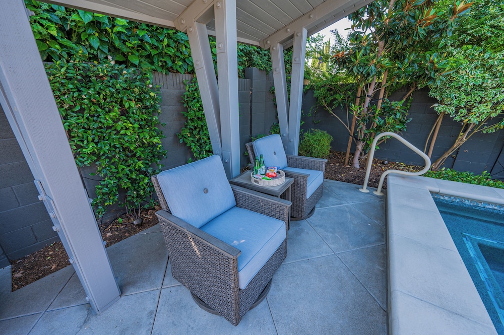 Luxury living with Spa &Pool near Disney