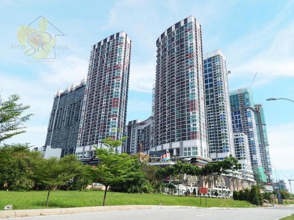 Sinar Rasa Homestay I-City I-Soho photo 1