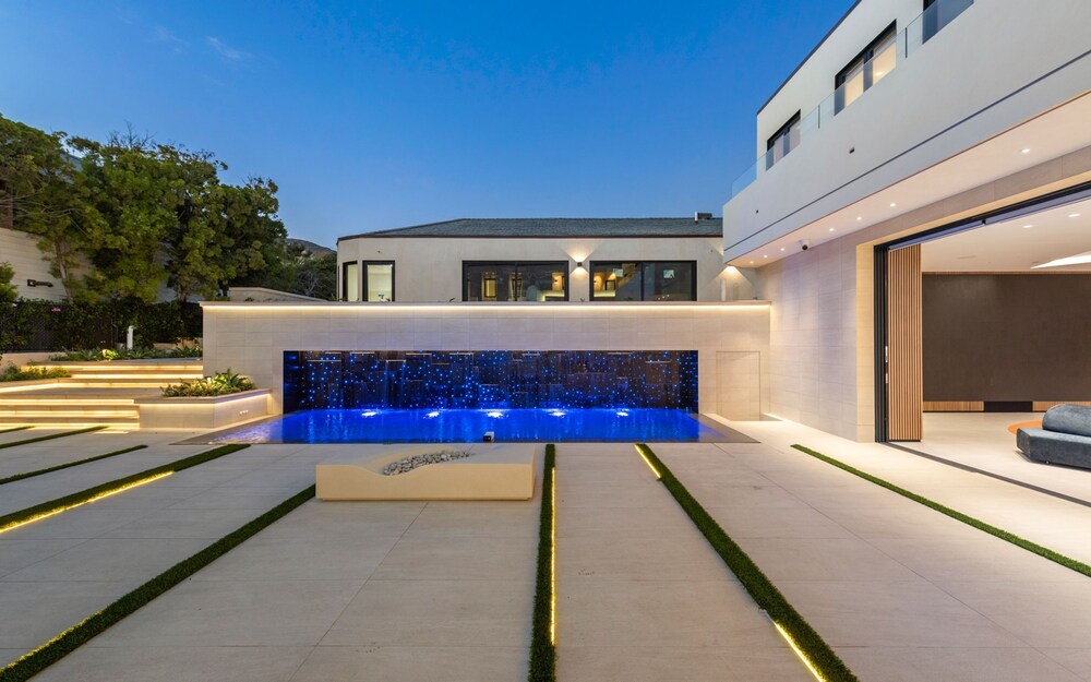 Ultimate Malibu Villa - Property Image 25