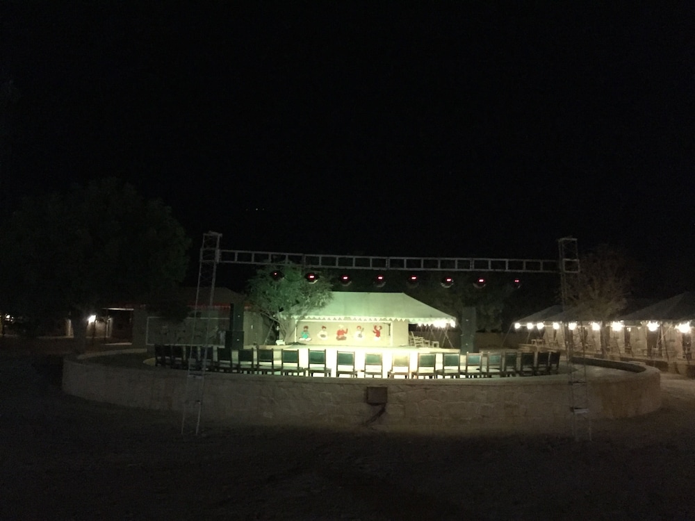 Desert Glamping