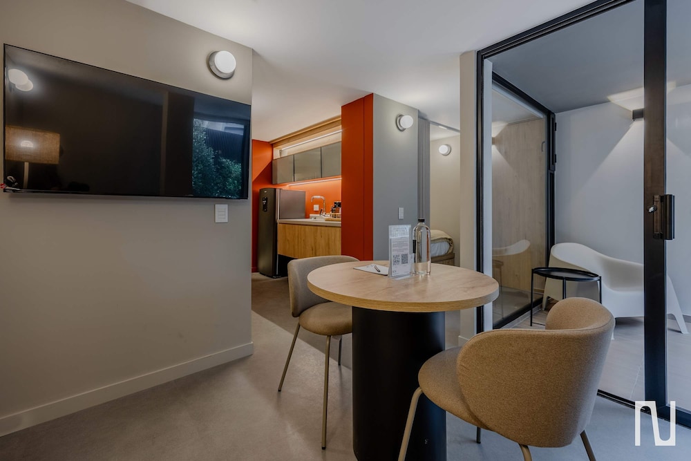 NOK Luxury 1BR Apartment With Private Terrace