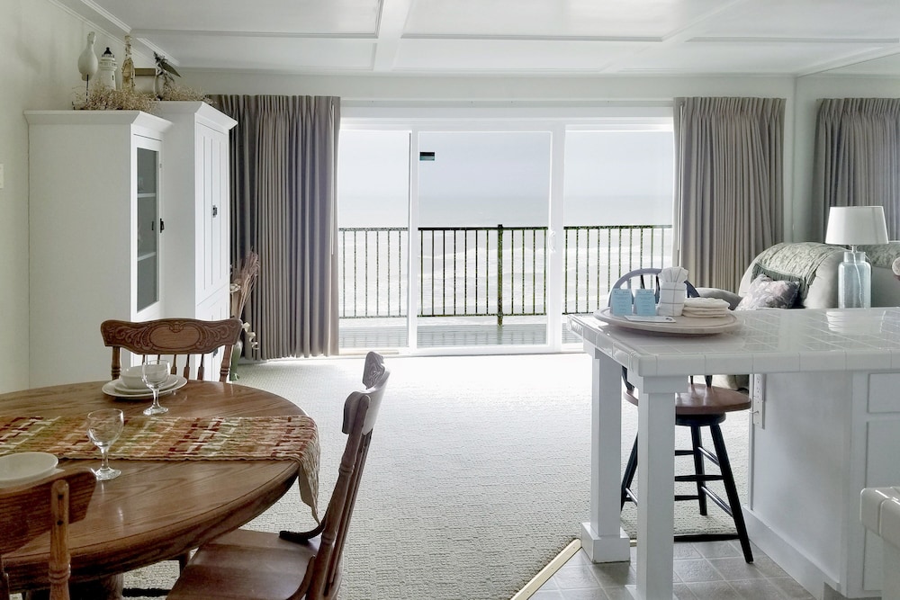 Ocean Terrace Condominiums