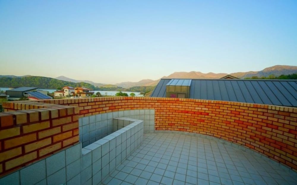 Jeonju Hosumaeul Dusilleene Pension view 2