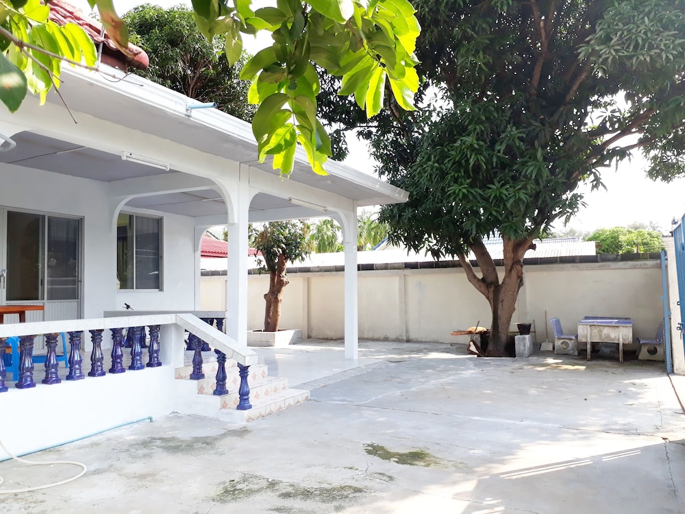 Mae Rampung Beach House 2