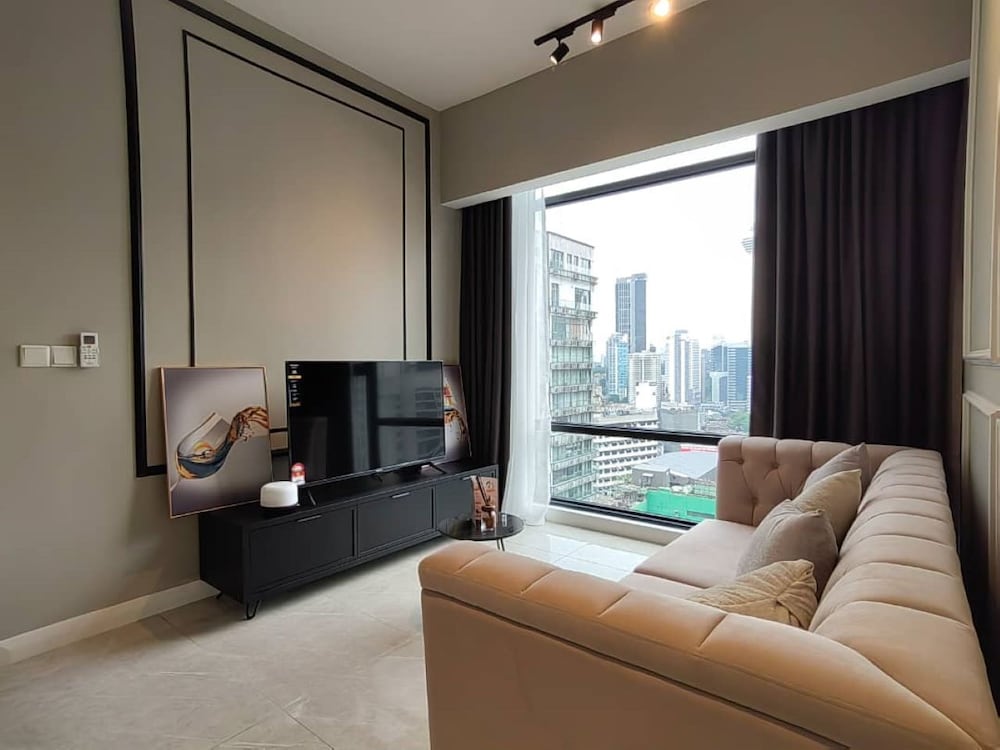 The Axon Bukit Bintang by SMOVF BNB