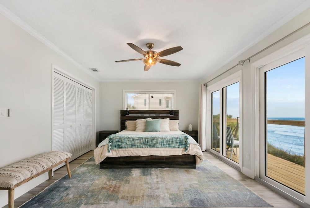 Oceanfront Blissful Sunrises Beach Gear BBQ