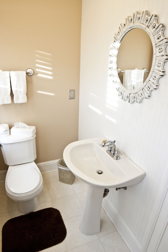 Desoto Beach Bed & Breakfast