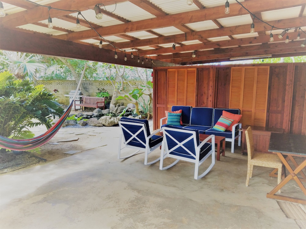 Tiki Moon Villas