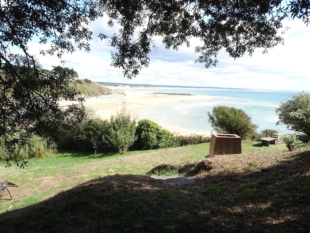 Villa in Normandy With Beach Access