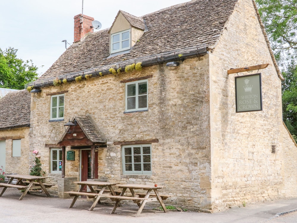 Rood Cottage