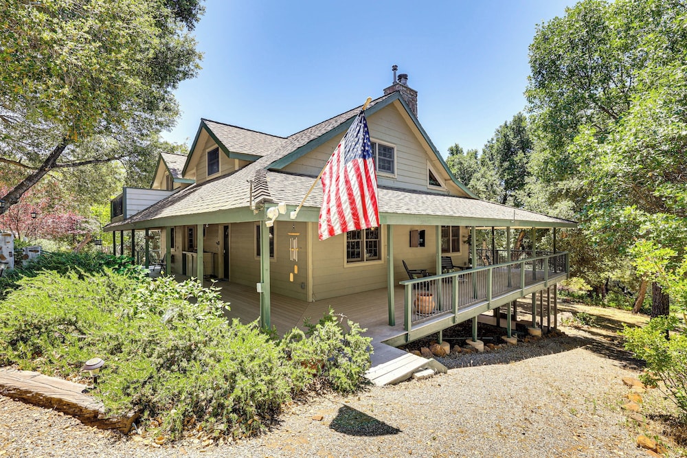 Wraparound Deck, Game Room - Cuyamaca Mtns Cabin!