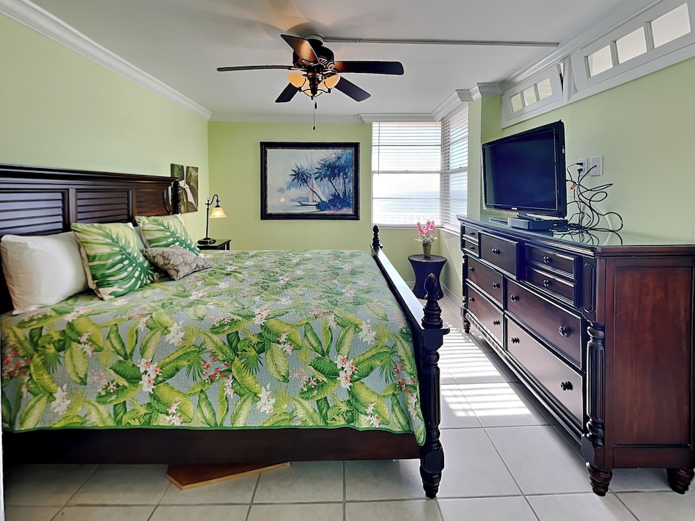 Estero Beach & Tennis 805A by Distinctive Beach Rentals