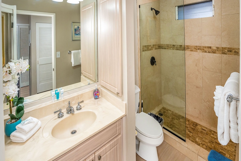 Wailea Ekolu 510 - Ocean Views, Private Lanais, Renovated 2-story With Split AC!