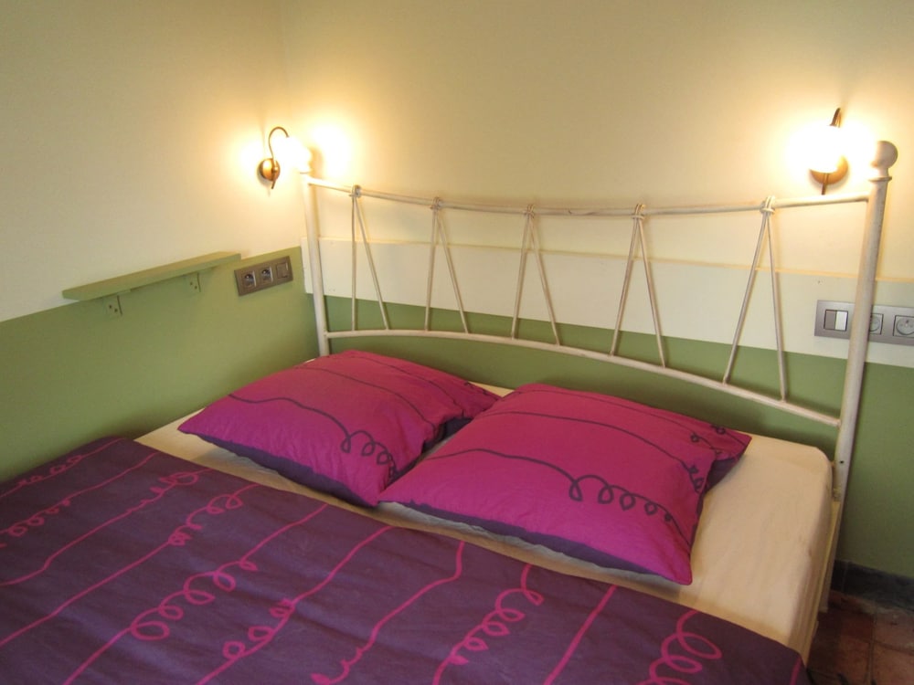 Tranquil Home With BBQ view 4