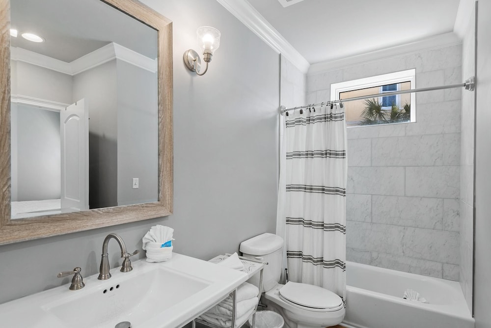 Adagio F205