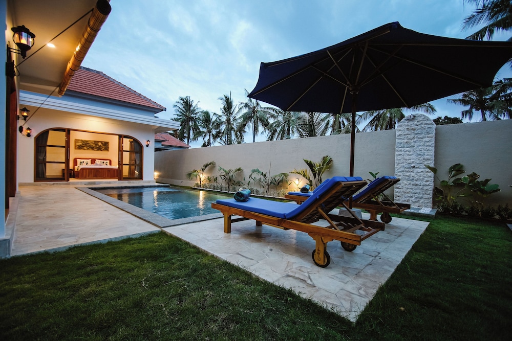 Bukti Garden Villa
