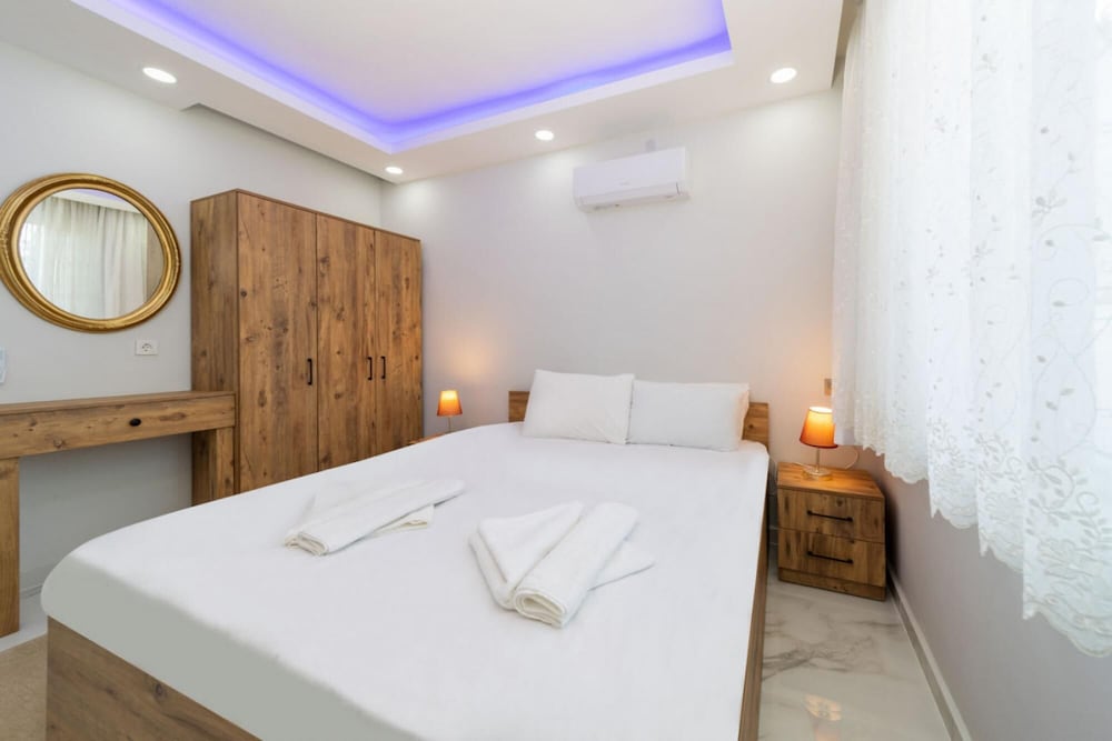 Marvelous Conservative Villa in Muratpasa
