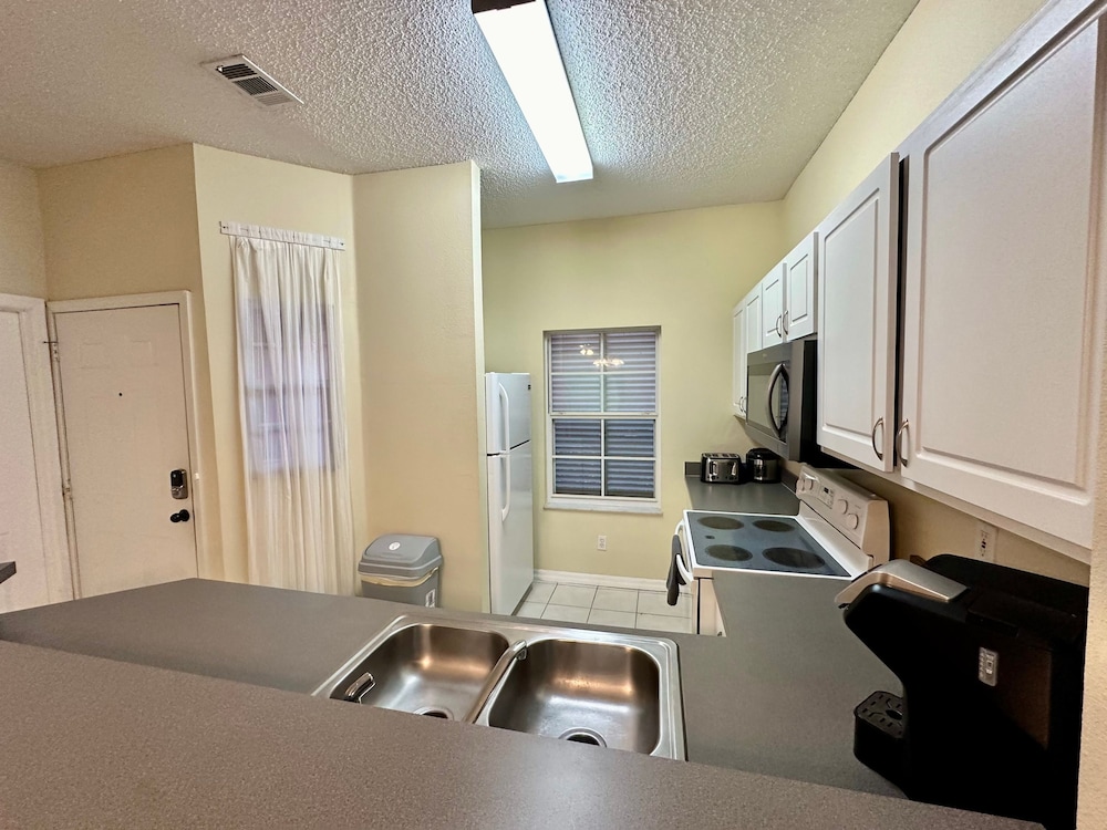 Grand Emerald Island 3BR Townhouse Near Disney
