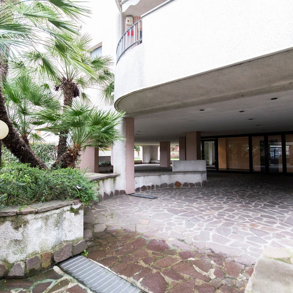 Pisani 4 in Monza With 1 Bathrooms view 5