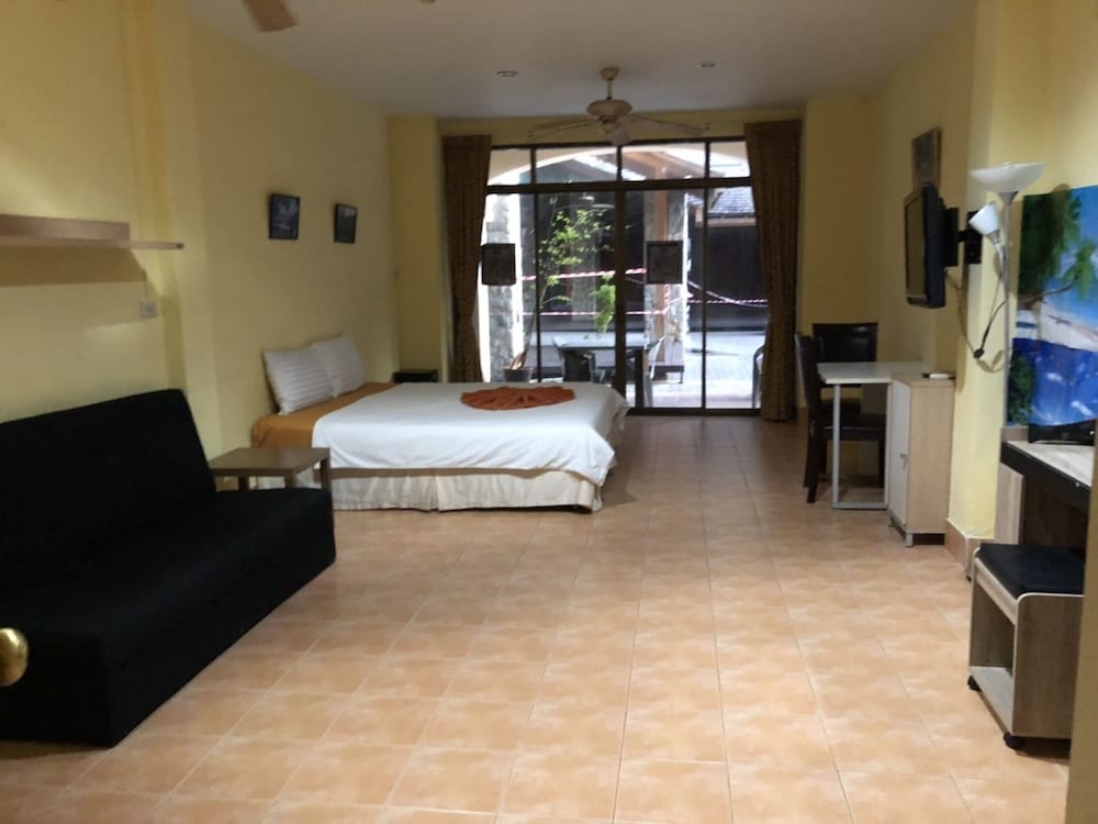 Nin Apartments Karon Beach