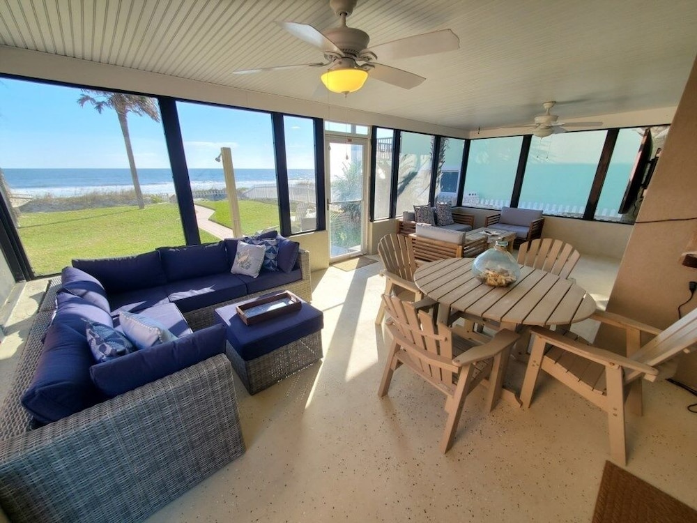 Coastal Bliss - Oceanfront Home 3 Bedroom Home