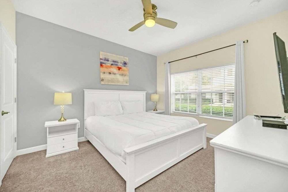 Beautiful Paradise Palms Retreat 4 Bedroom Townhouse