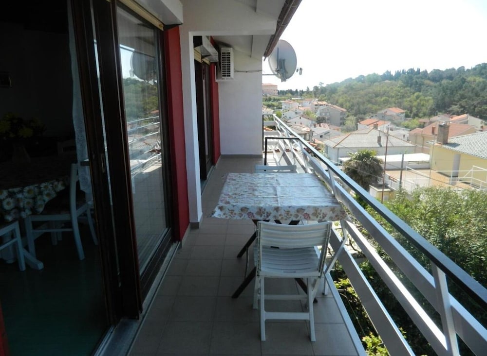 Gold - sea View - A1 view 5