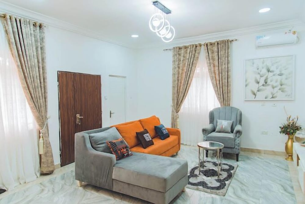 HEIK APARTMENT