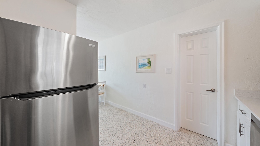 Siesta Treasure 4 Bedroom Home