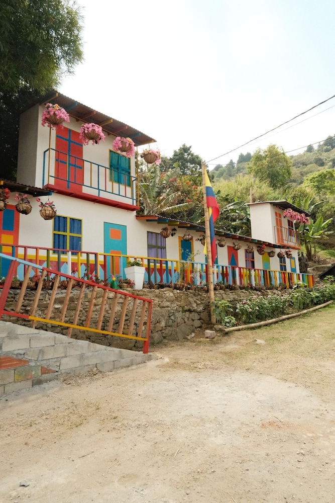 Don leandro Coffee farm Glamping