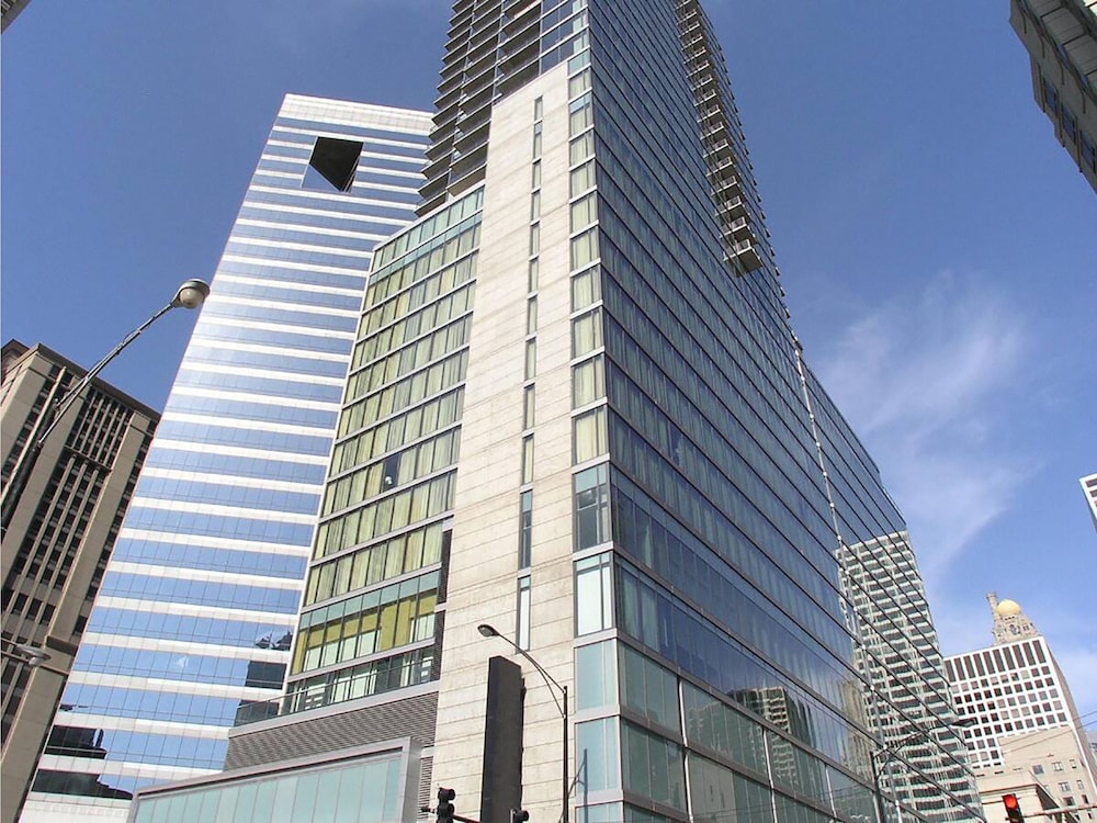 Hotel State and Grand by BridgeStreet - Image 1