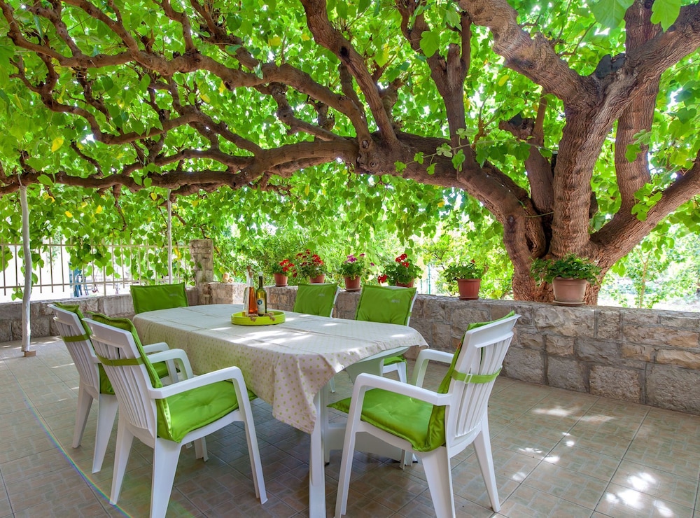 Holiday Home Large Terrace