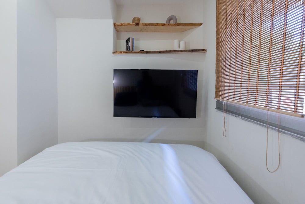 Beautiful Apartment 7P City Center Beach 250m view 2