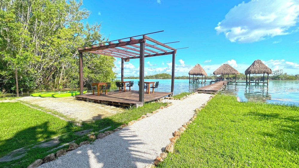 Hotel Isabella Bacalar Front Lagoon