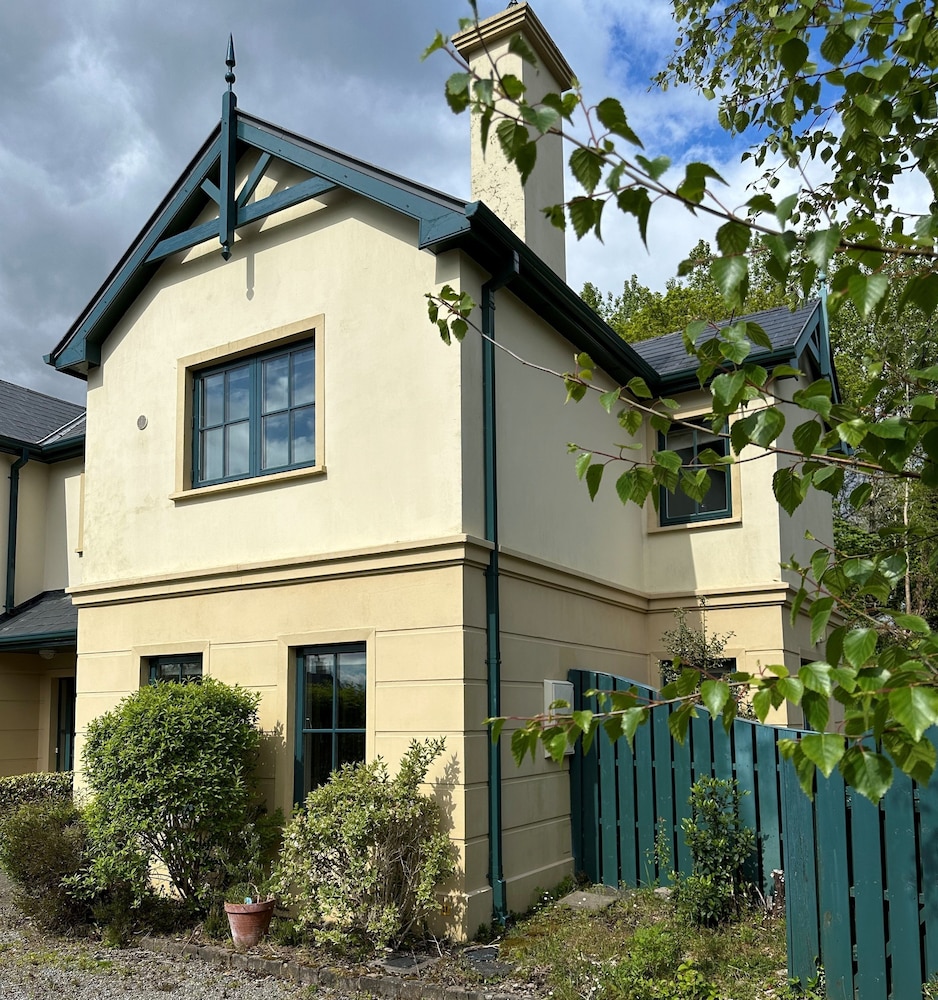 7 Oakwood Manor Kenmare