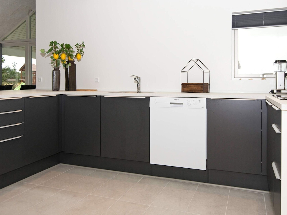 10 Person Holiday Home in Romo view 3