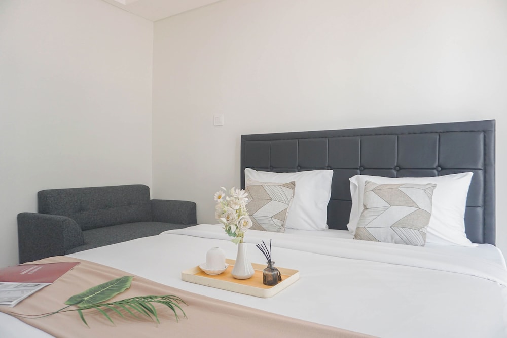 Full Furnished And Homey Studio At Daan Mogot City Apartment