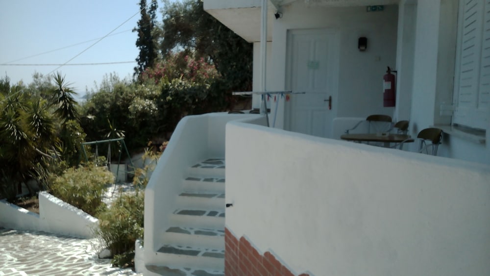 AMARANTHOS SKIATHOS VIEW