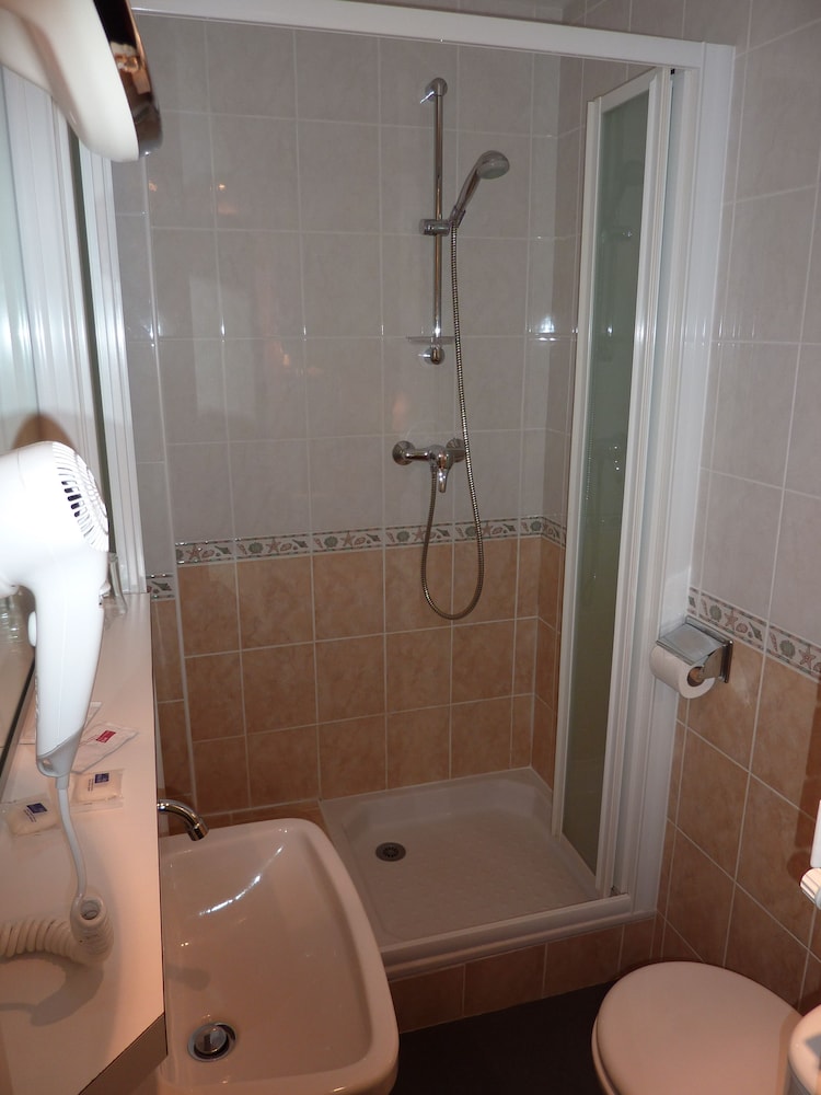 Photo 41
