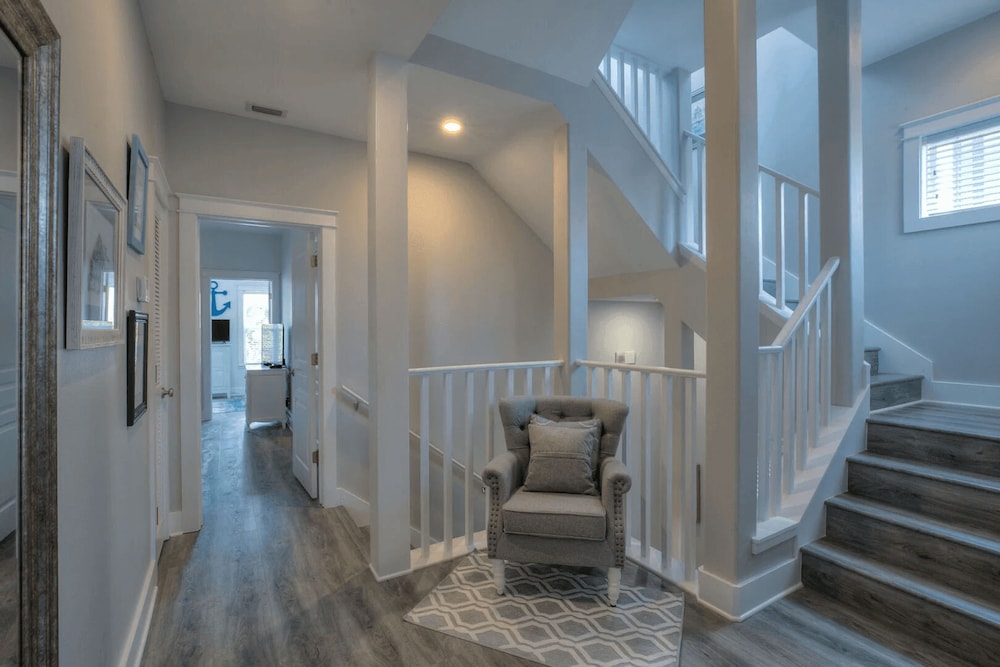 Shell Yeah by Avantstay Seagrove Pet-friendly Private Pool