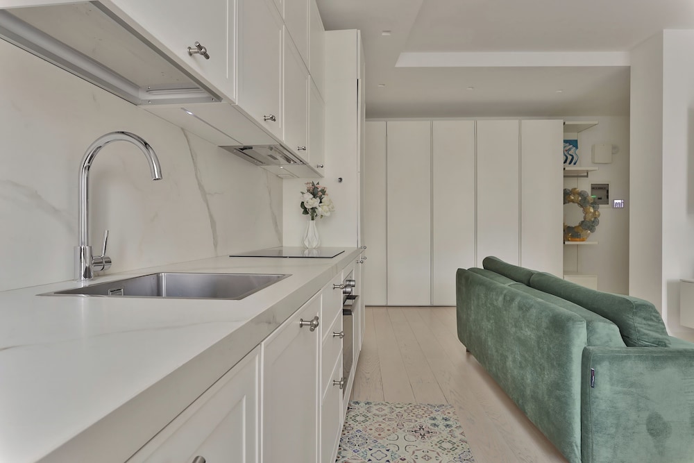 Elegant 2-bed apt in the Centre of Milan