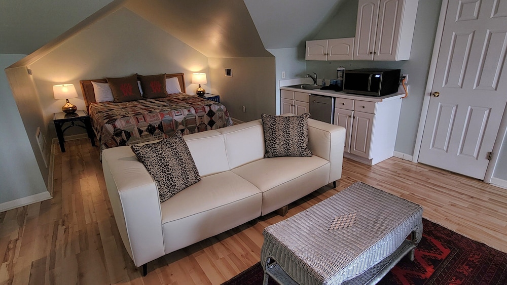 The Wheel House by Tybee Vacation Rentals
