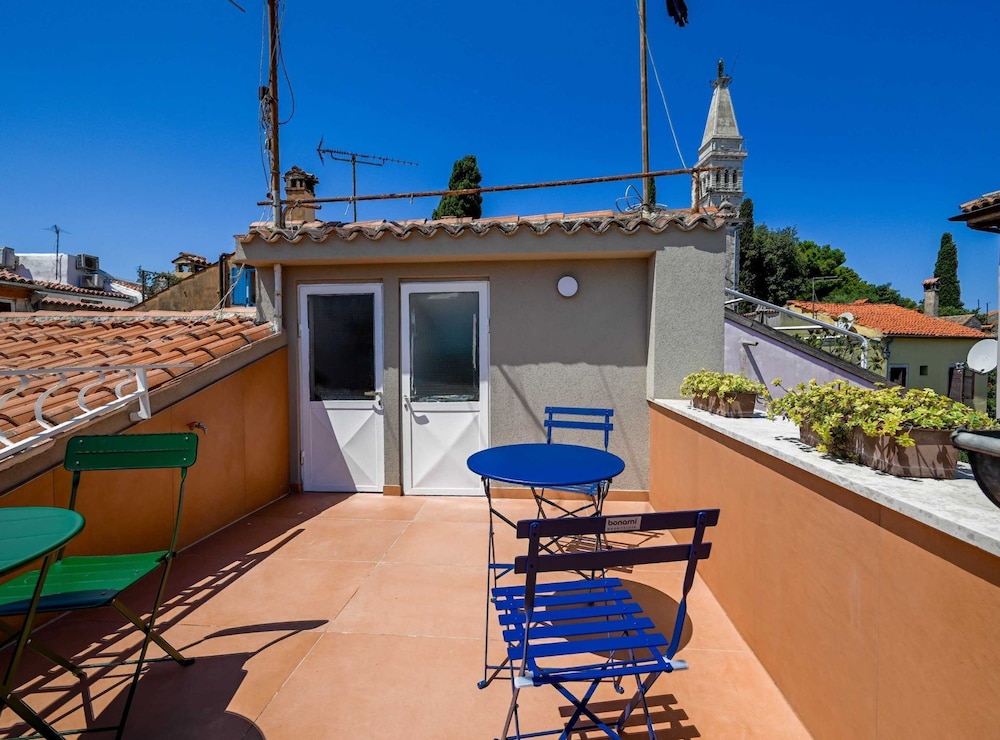 Smart and Cozy Downtown Rovinj Nooks