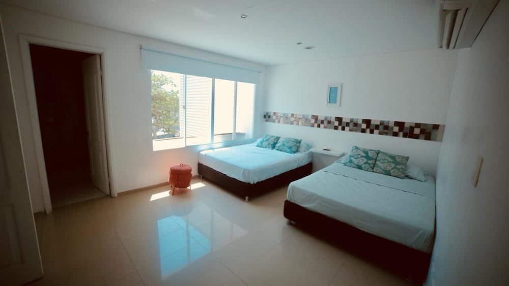 Hermosa Casa Playera
