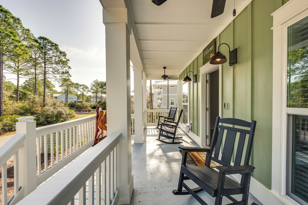 Ride to Shore: St Teresa Beach House w/ Bikes!