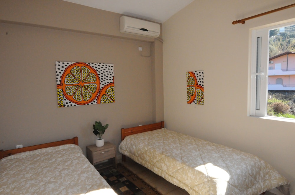 Santa Marina Apartments
