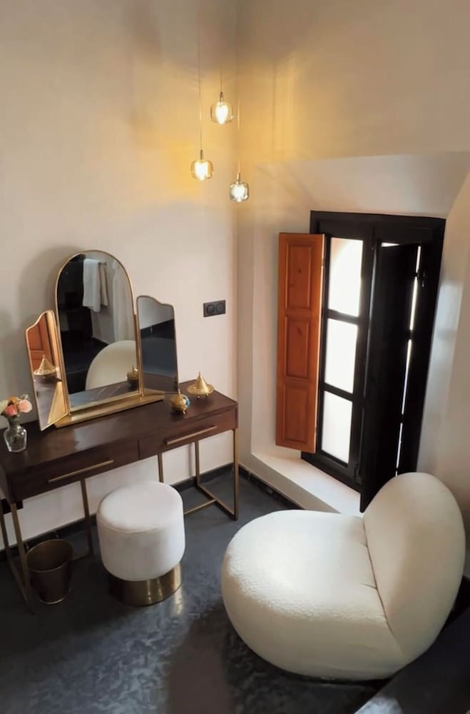 Riad LallaBaya