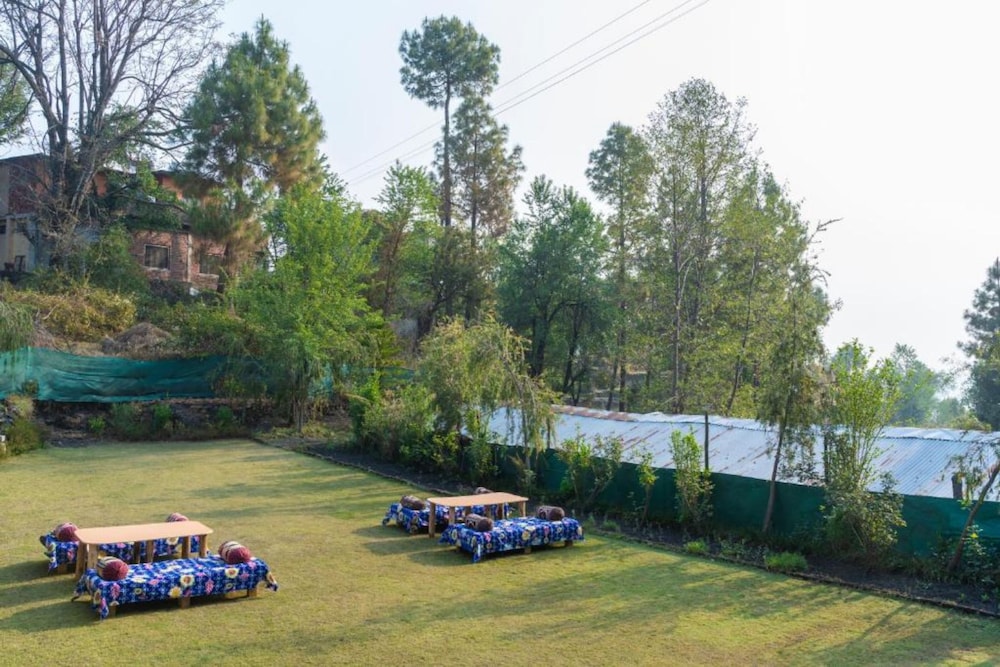 Goroomgo Bloom Homestay Cafe Almora view 2