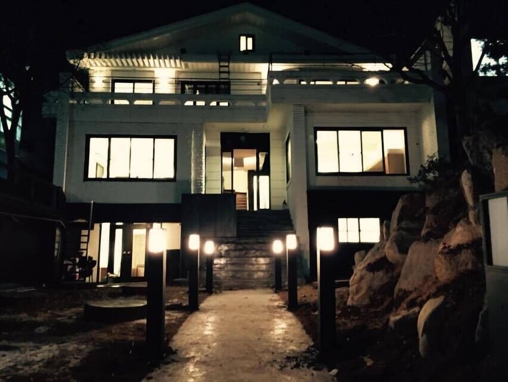 House740